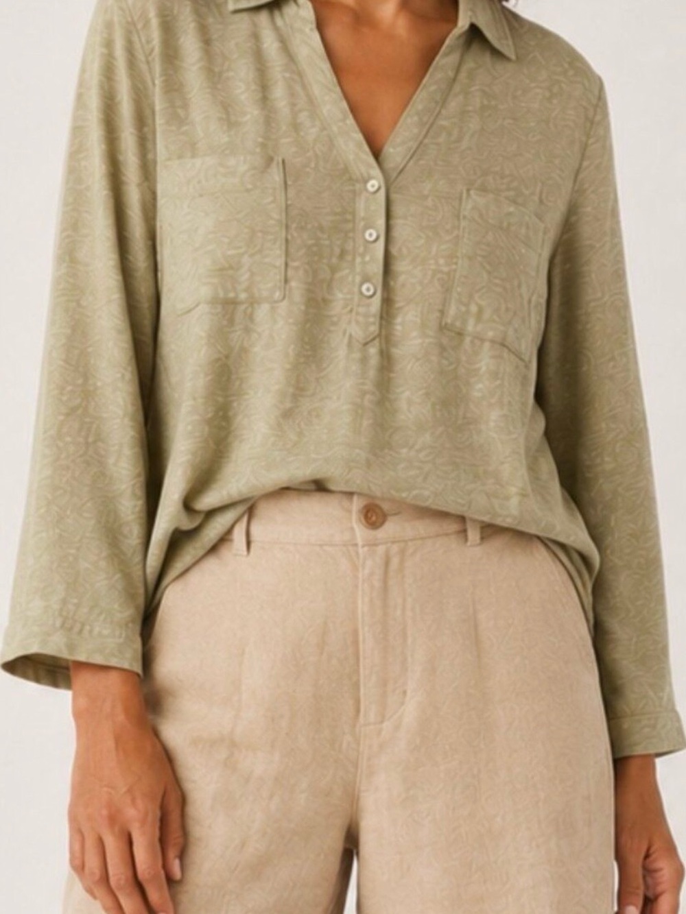 Relaxed 100% Linen V-Neck Long Sleeve Top, Sage Green, Chicos XL
